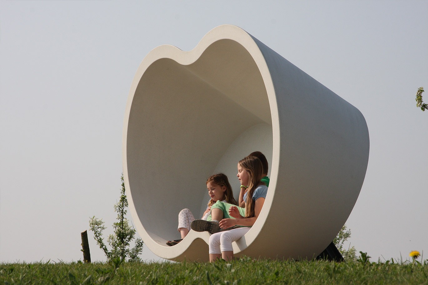 Design  Binocular Shelter ®