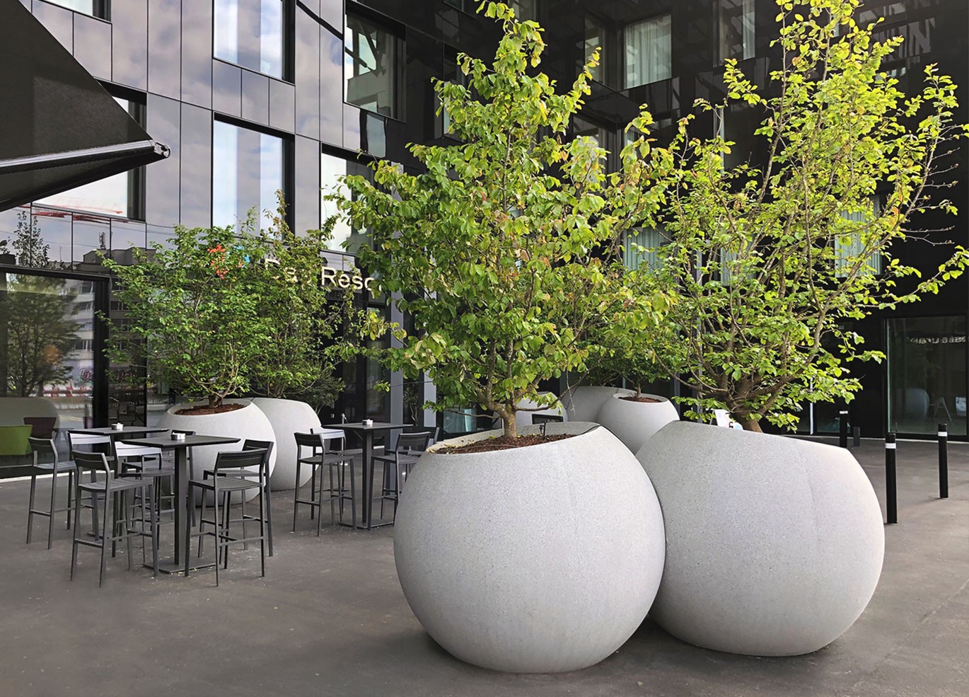 Design plantenbak Esfera P 1240L Tapa Jardinera ® Gesloten