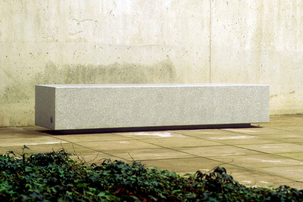 Design bench Sócrates Banca 240® acid-etched