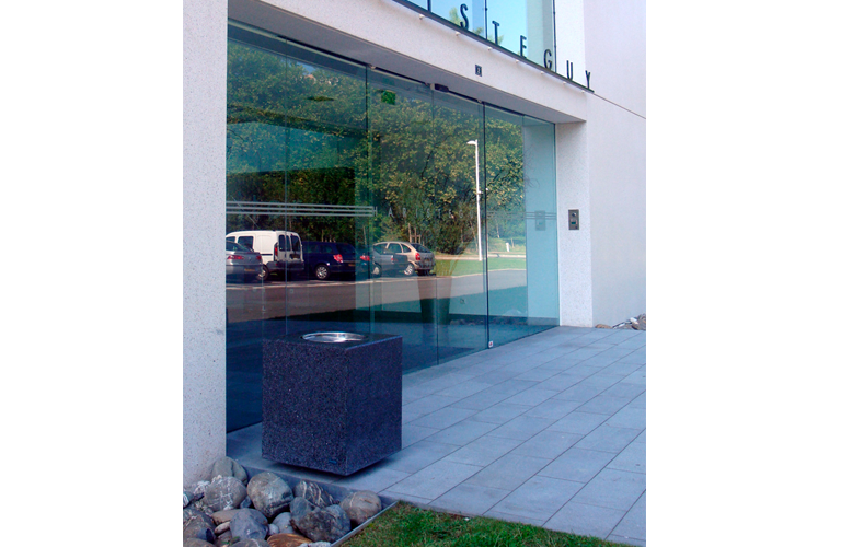 Design asbak Sócrates Cenicero 70 - 30L ® (gepolijst)