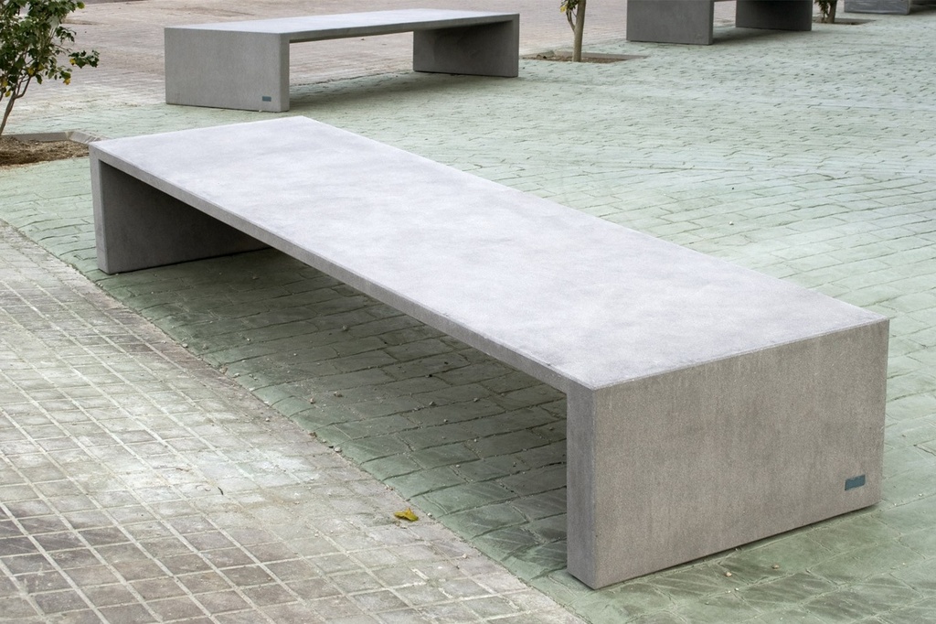 Design bench Prima 220®  UHPC Etched