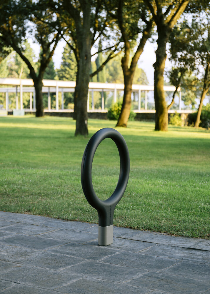 Râtelier vélo design Key Ø65 ®