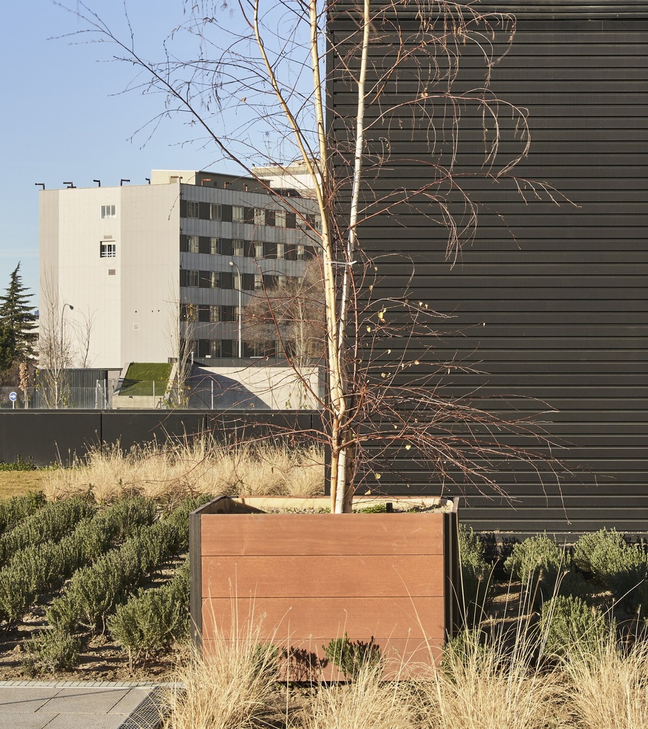 Jardinière design Plaza 90