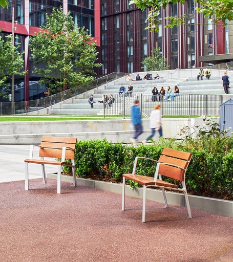Design stoel NeoRomántico Liviano 60® FSC Pine